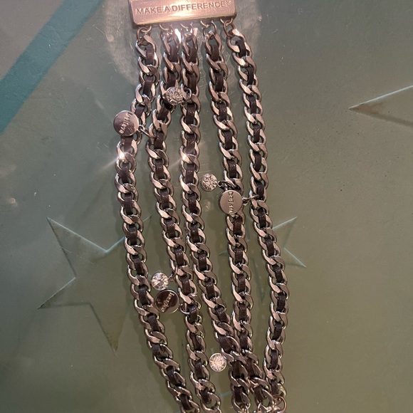 Good works makes a difference bracelet - Picture 8 of 8